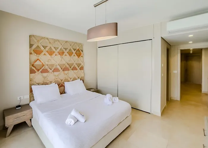 Radiant & Refined 2bdr Mangroovyfree & Pool Hurghada